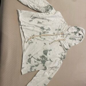 POL brand crop t-shirt/sweatshirt, EUC